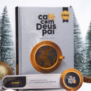 Café com Deus Pai Vol.6 (capa dura) + Lata com 3 un. alfajor Velutti + caneca